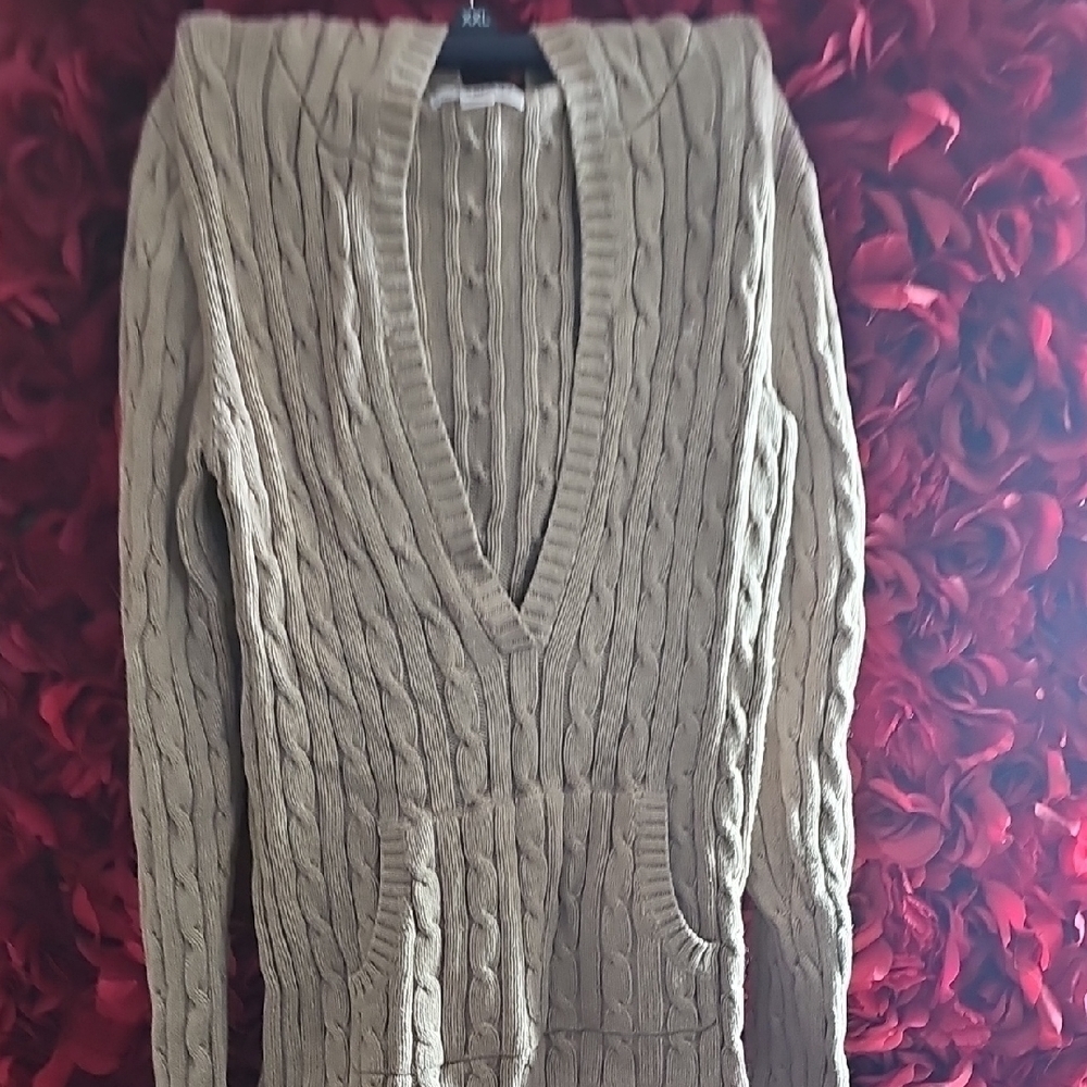 Old Navy Girls Cable Knit Hoodie Sweater - Tan Size Medium With Pocket In Front